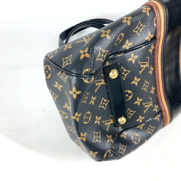 LOUIS VUITTON Black Monogram Canvas Shoulder Bag - Picture 6 of 16